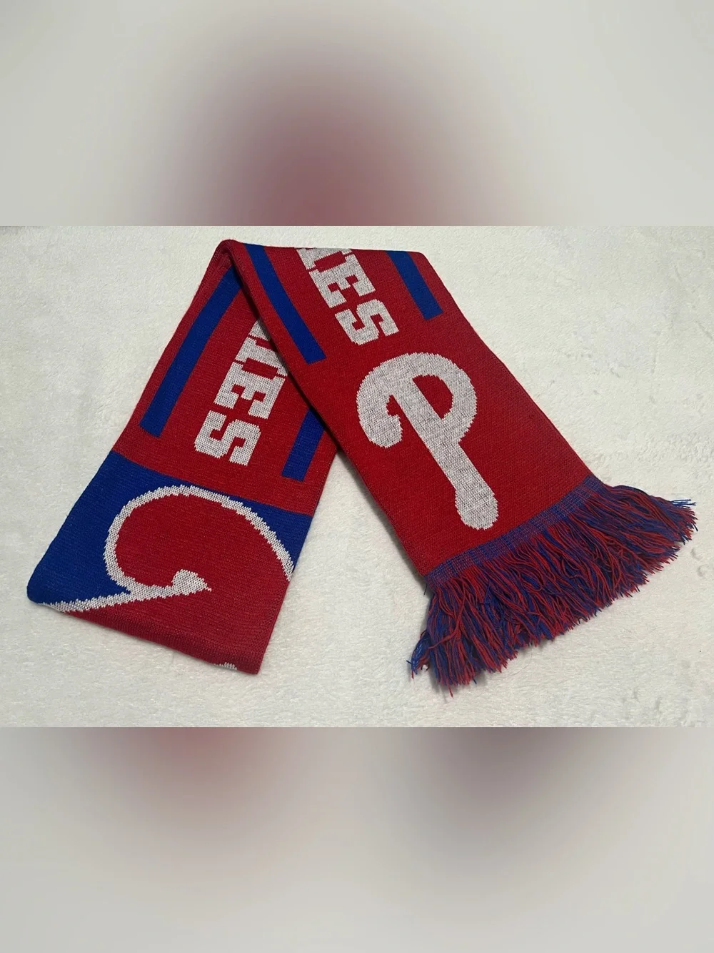 FOCO Philadelphia Phillies MLB Team Logo Scarf